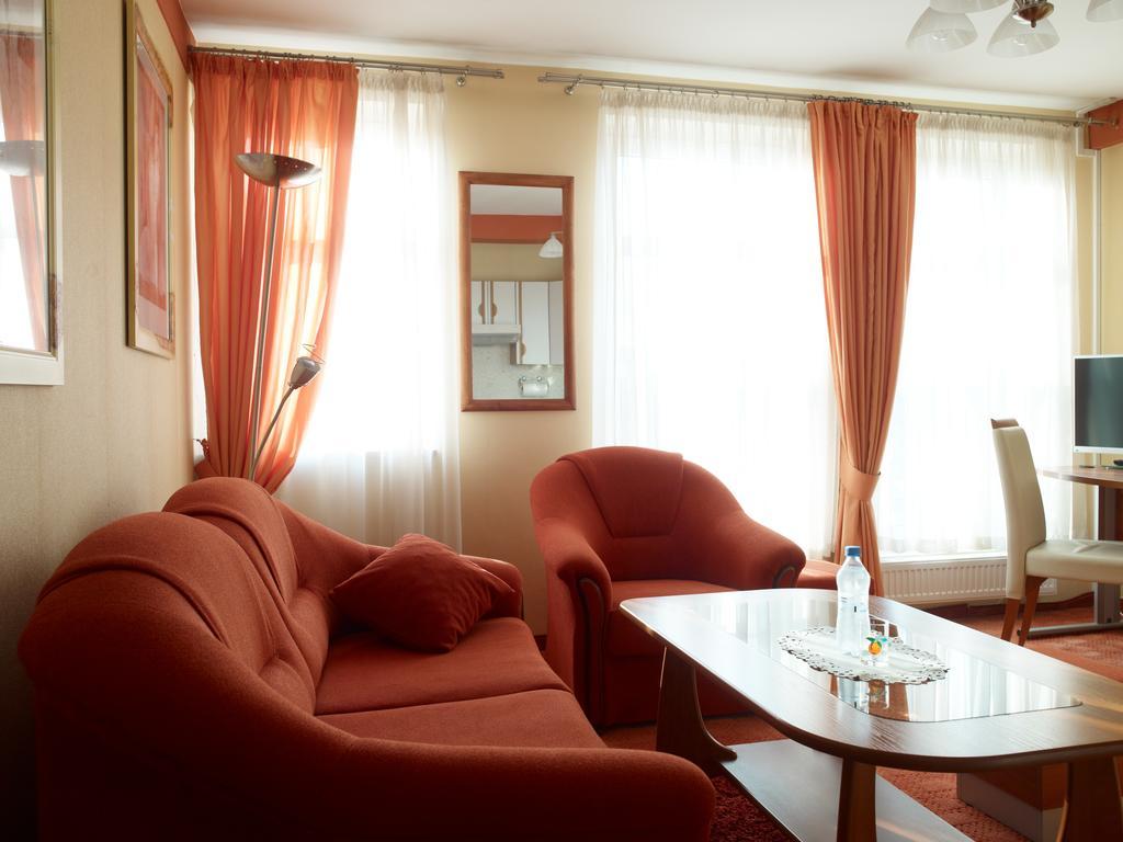 Hotel Atrium Nowy Tomysl Ruang foto