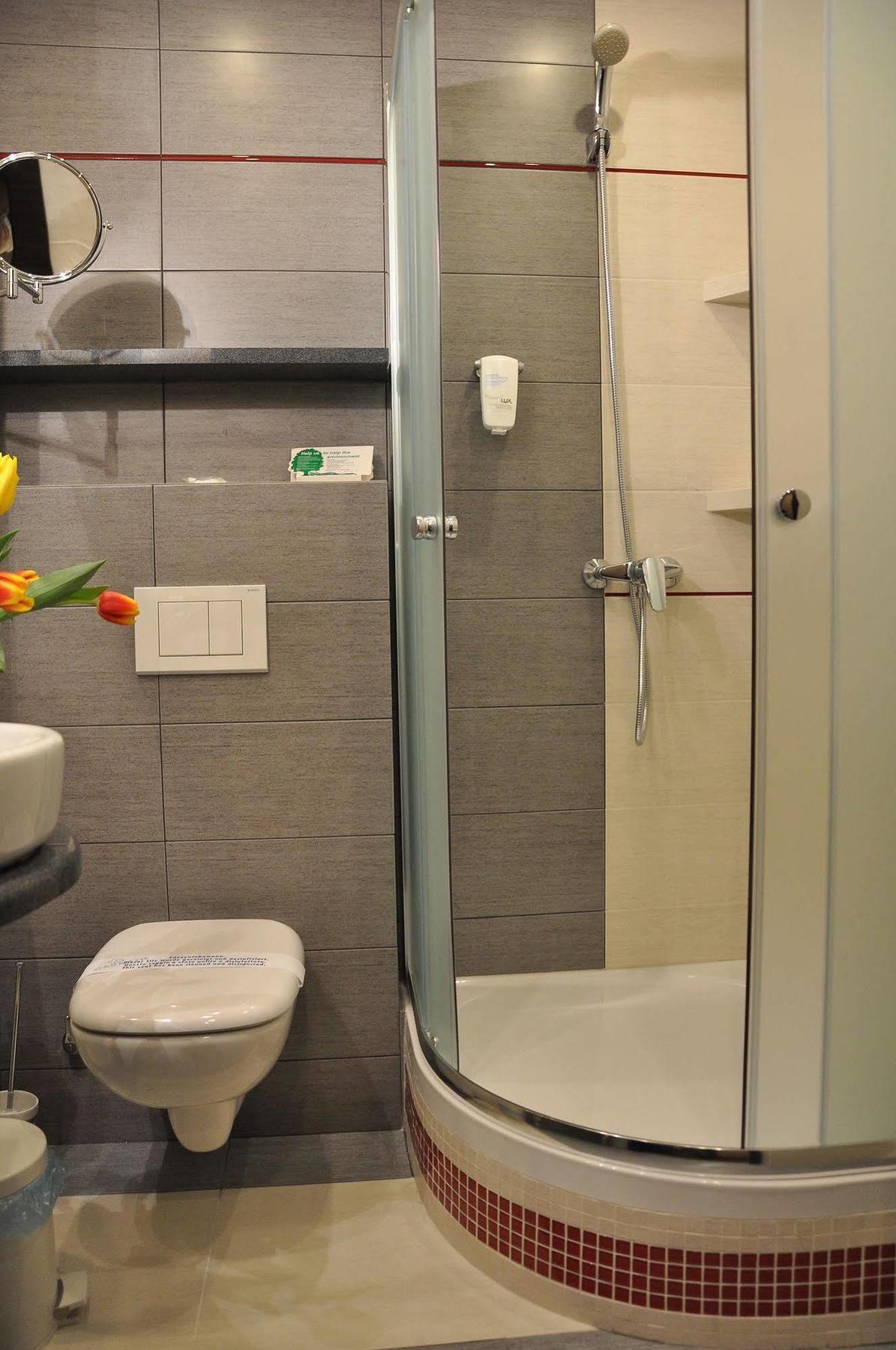 Hotel Atrium Nowy Tomysl Bagian luar foto